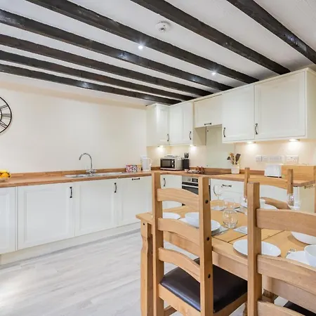 בית נופש 2 Bed In Wigton Oc-sz060 *